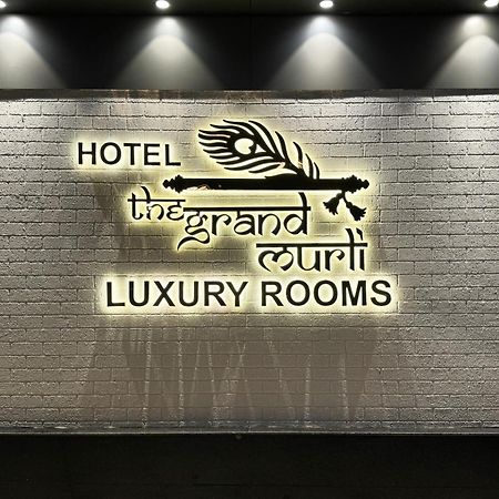 Hotel The Grand Murli Surat Exterior foto